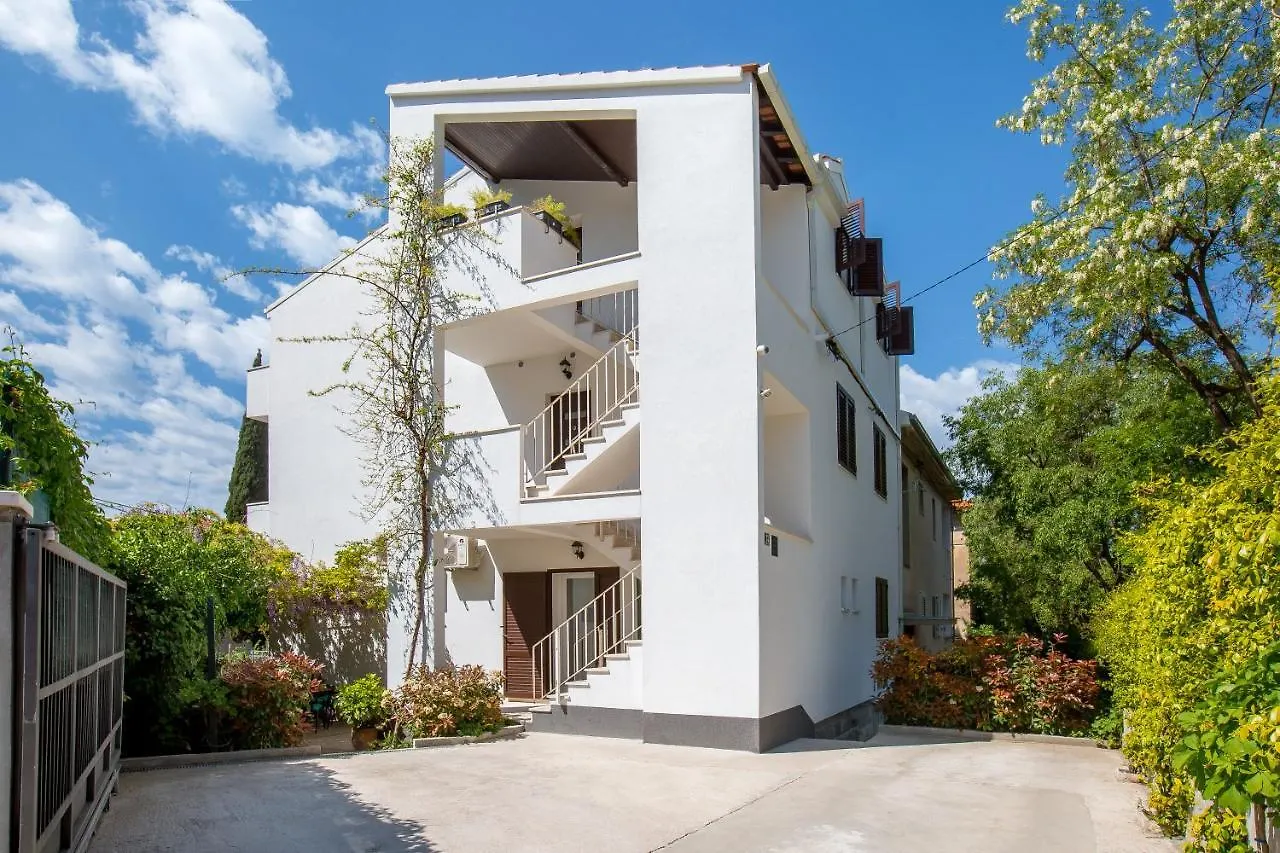Apartment Nives In The City Center - Free Parking Split
