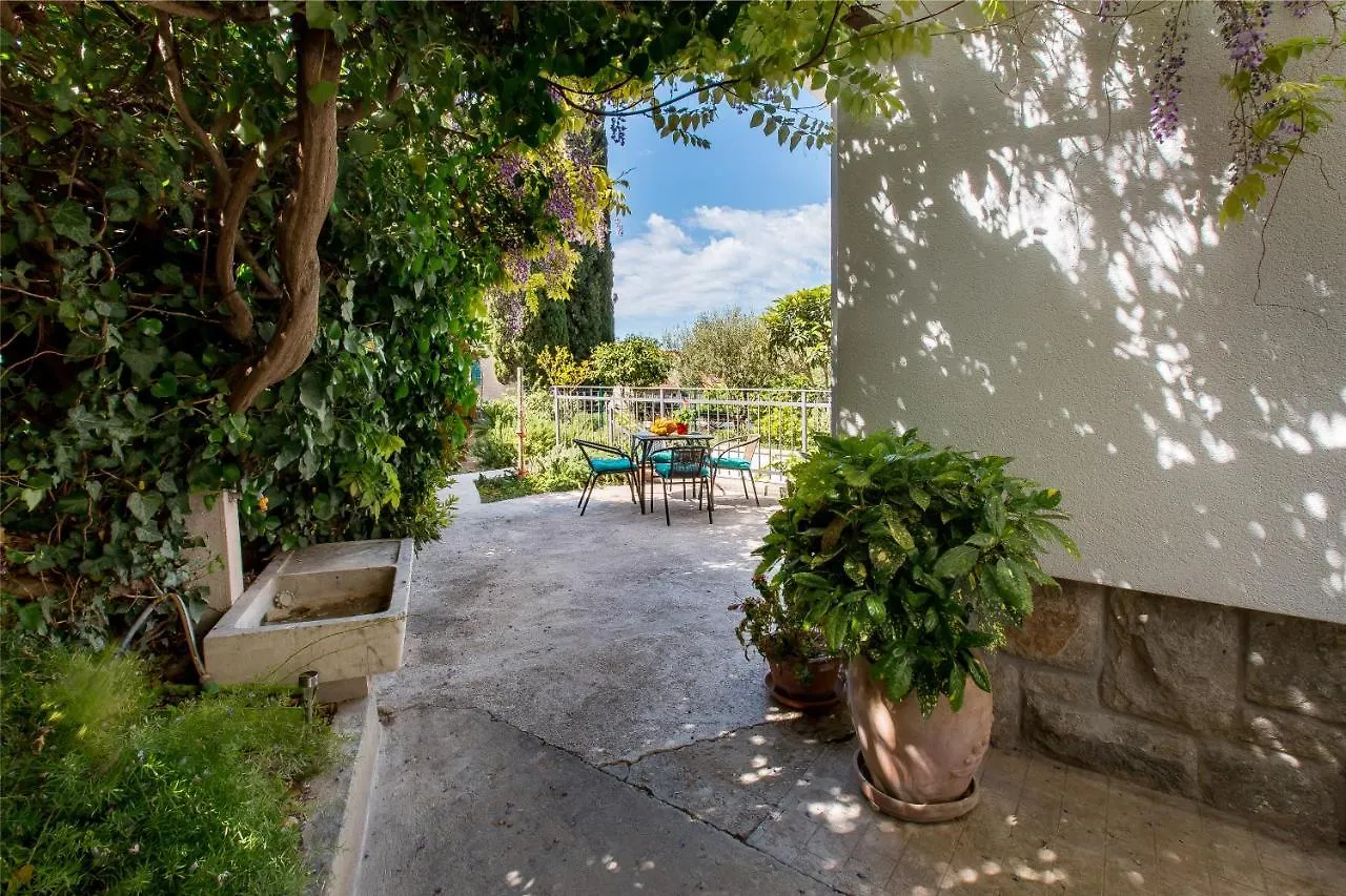 Apartment Nives In The City Center - Free Parking Split