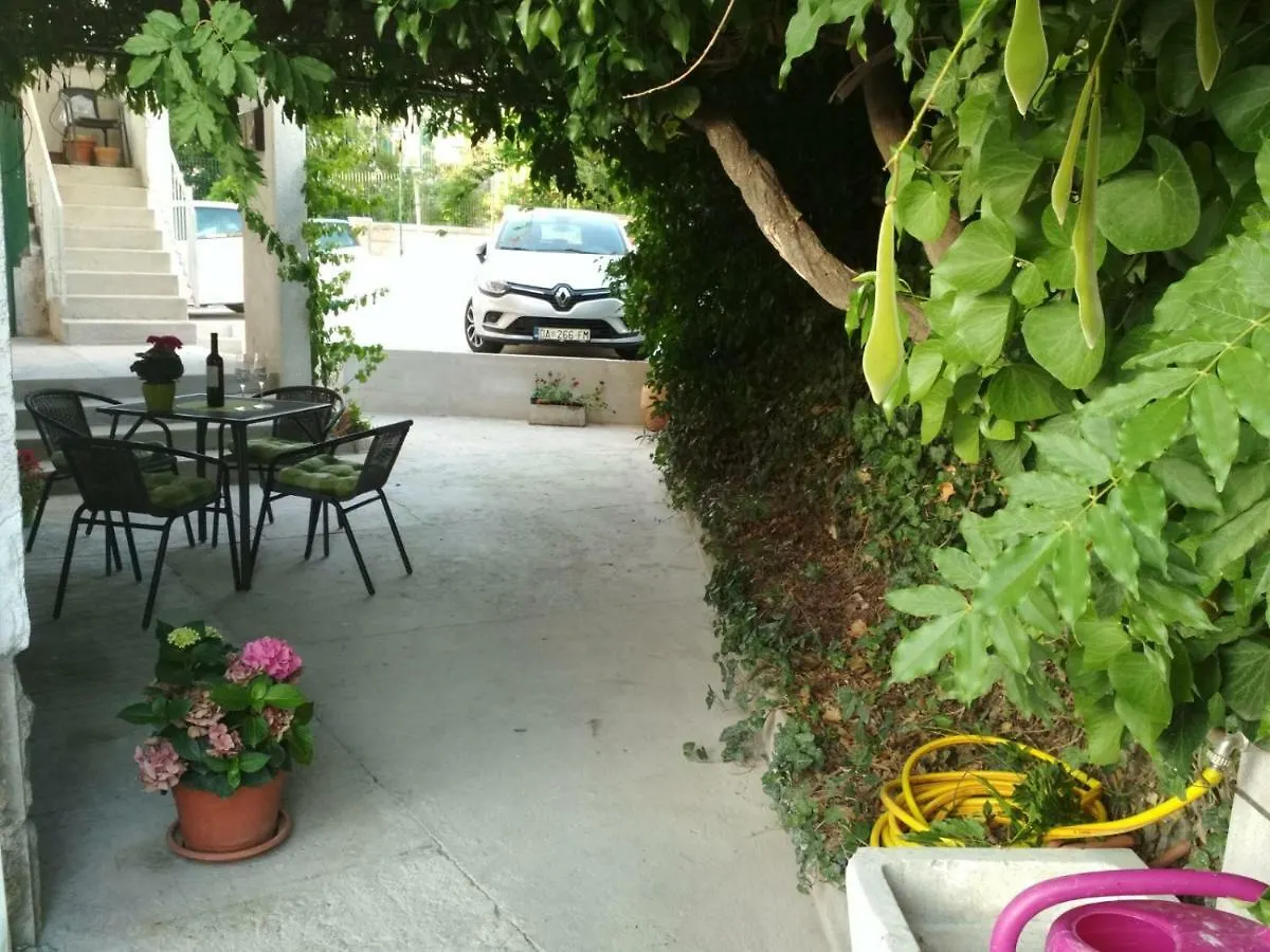 Apartment Nives In The City Center - Free Parking Split