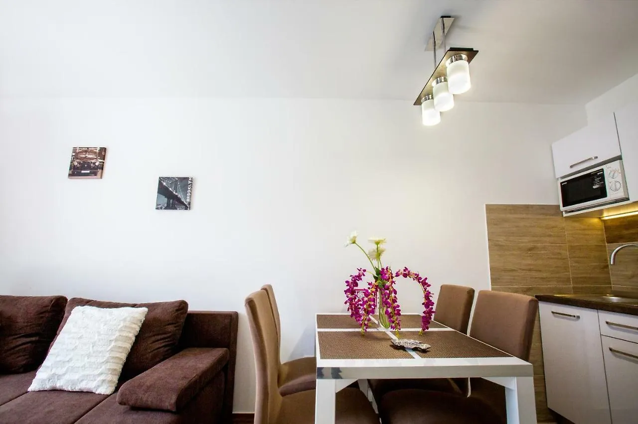 Apartment Nives In The City Center - Free Parking Split